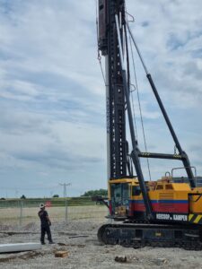 Eerste paalmoment bedrijfspand Reymerink